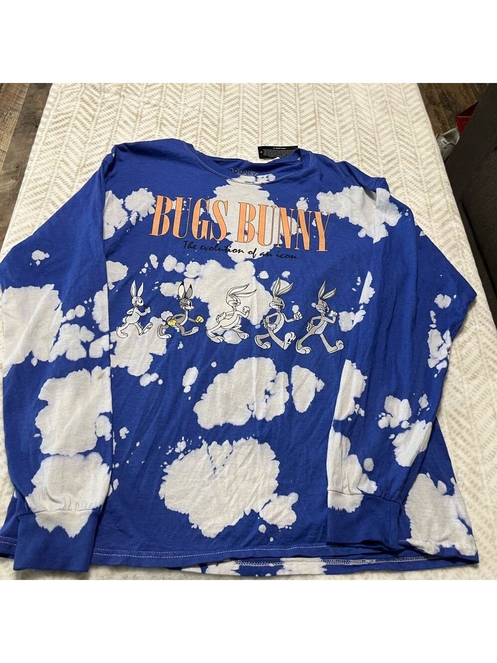 Looney Tunes Bugs Bunny T-Shirt Men’s Large Bleach Splatter Tie-Dye Festival M